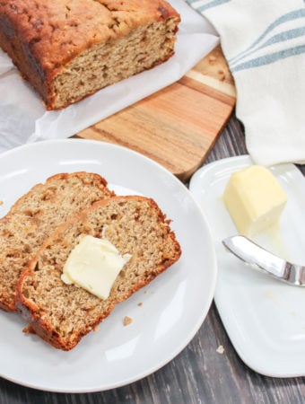 sliced bread with butter