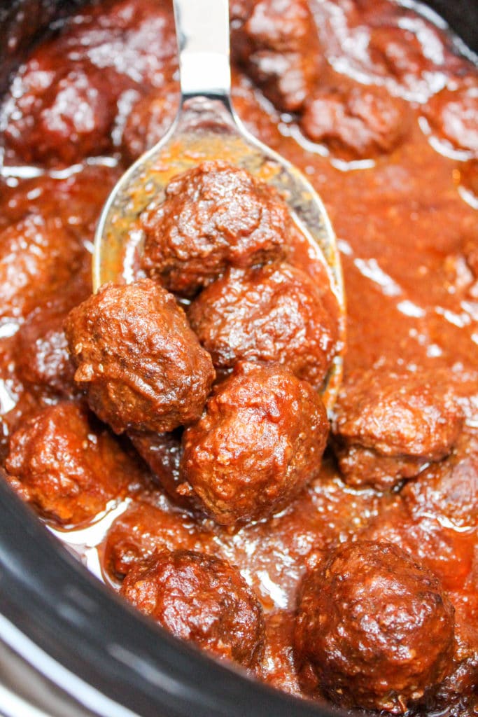 meatballs in the slowcooker